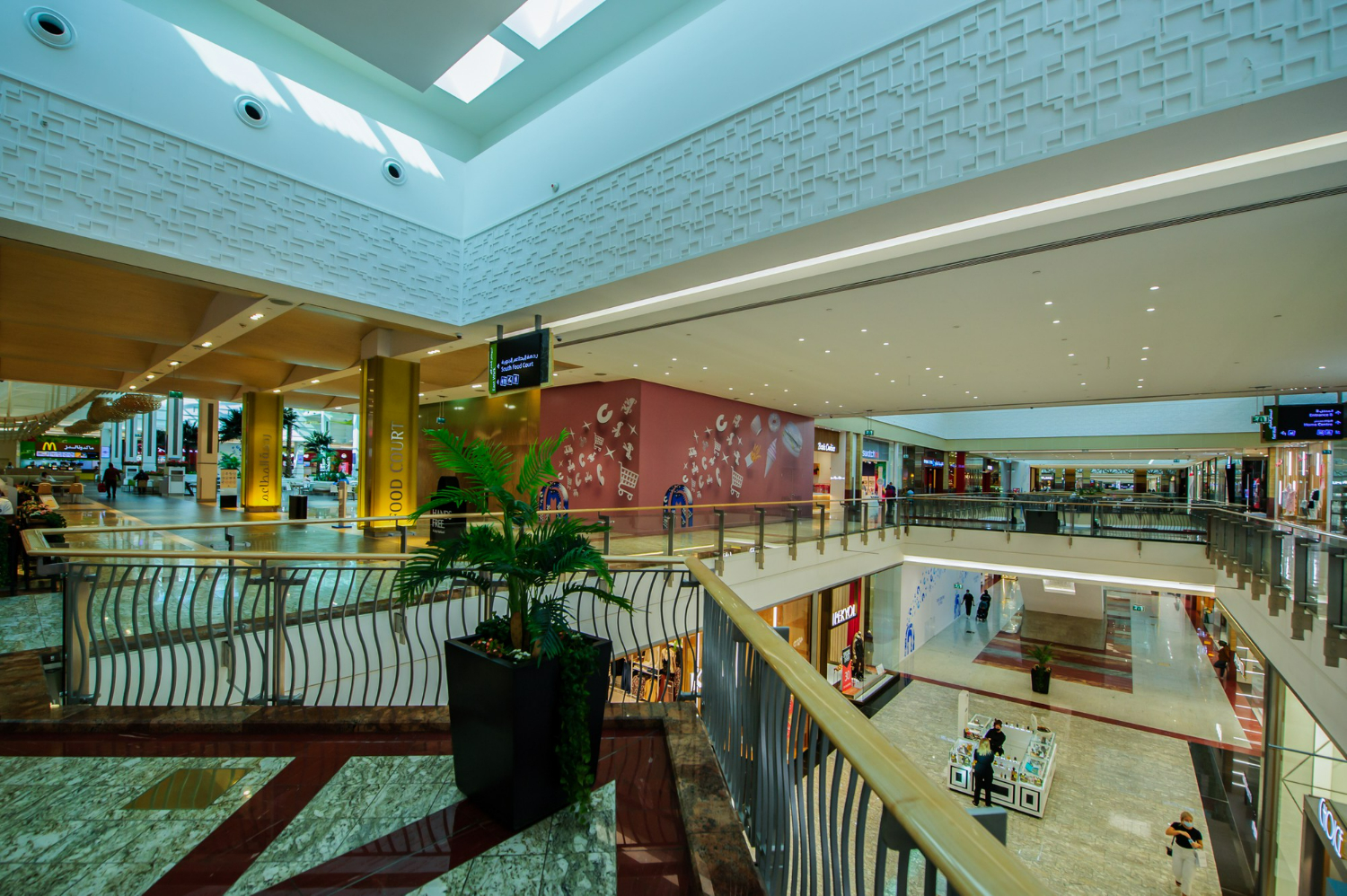 Retail Store/Shopping Mall Interior Design